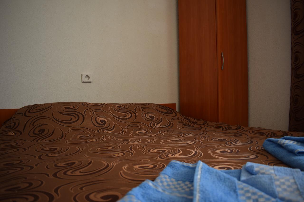 Complex Pele Hotel Zmeitsa Bagian luar foto
